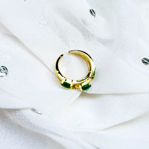 Emerald Whisper Ring – Adjustable Gold-Plated Band with Green Gemstone Detailing