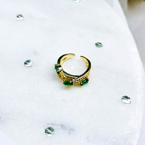 Emerald Whisper Ring – Adjustable Gold-Plated Band with Green Gemstone Detailing