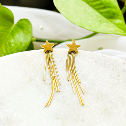 Star Dangle Earrings – Shooting Star Tassels in Gold