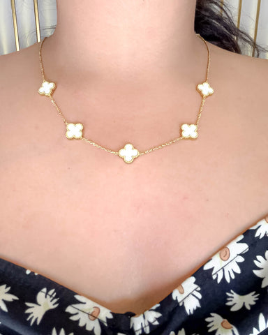 Dainty Clover Necklace -White