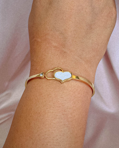 Minimal Heart Bracelet